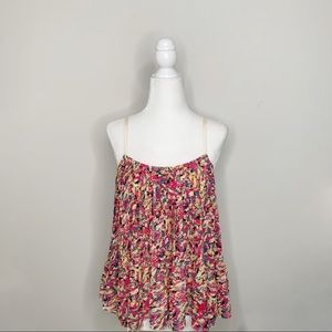 Hem & Threads floral top